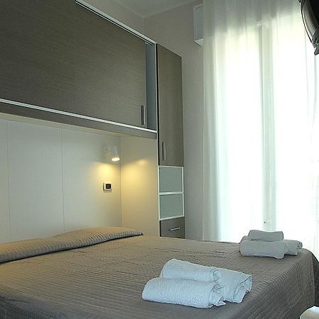Hotel Sant'Elena Rimini Zewnętrze zdjęcie