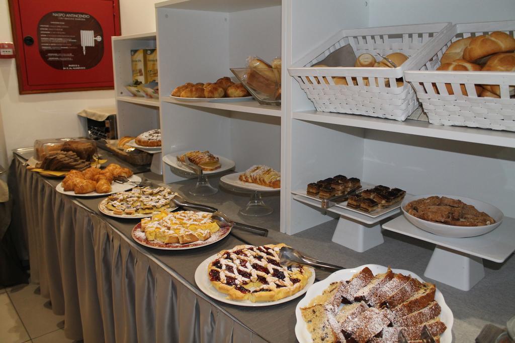 Hotel Sant'Elena Rimini Zewnętrze zdjęcie