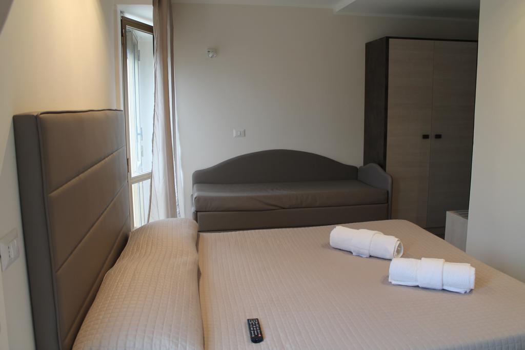 Hotel Sant'Elena Rimini Zewnętrze zdjęcie