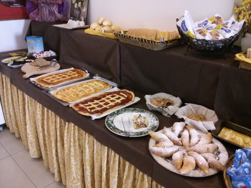 Hotel Sant'Elena Rimini Zewnętrze zdjęcie